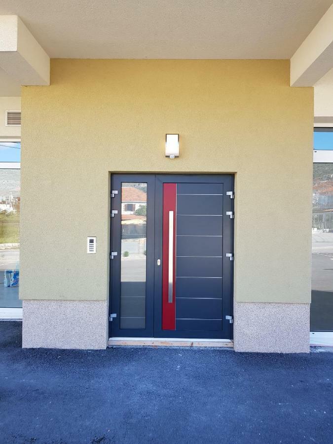 Apartmani Marella Donji Seget Esterno foto