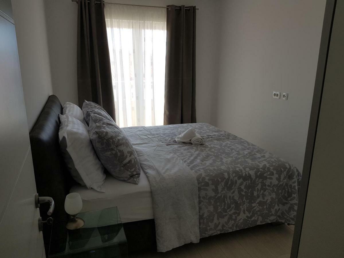 Apartmani Marella Donji Seget Esterno foto
