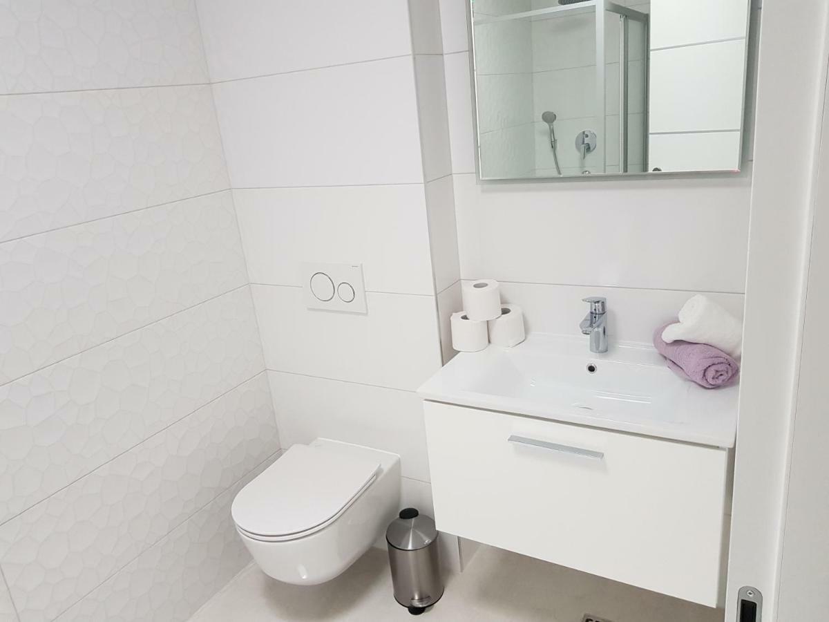 Apartmani Marella Donji Seget Esterno foto