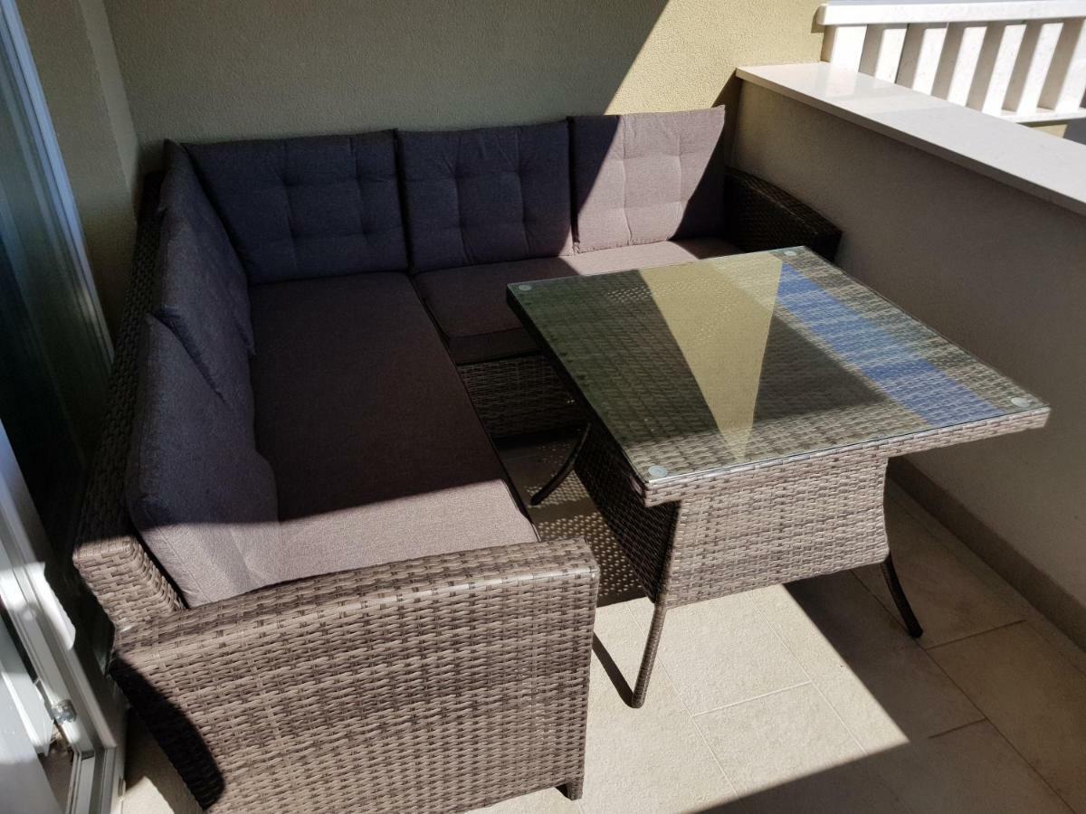 Apartmani Marella Donji Seget Esterno foto
