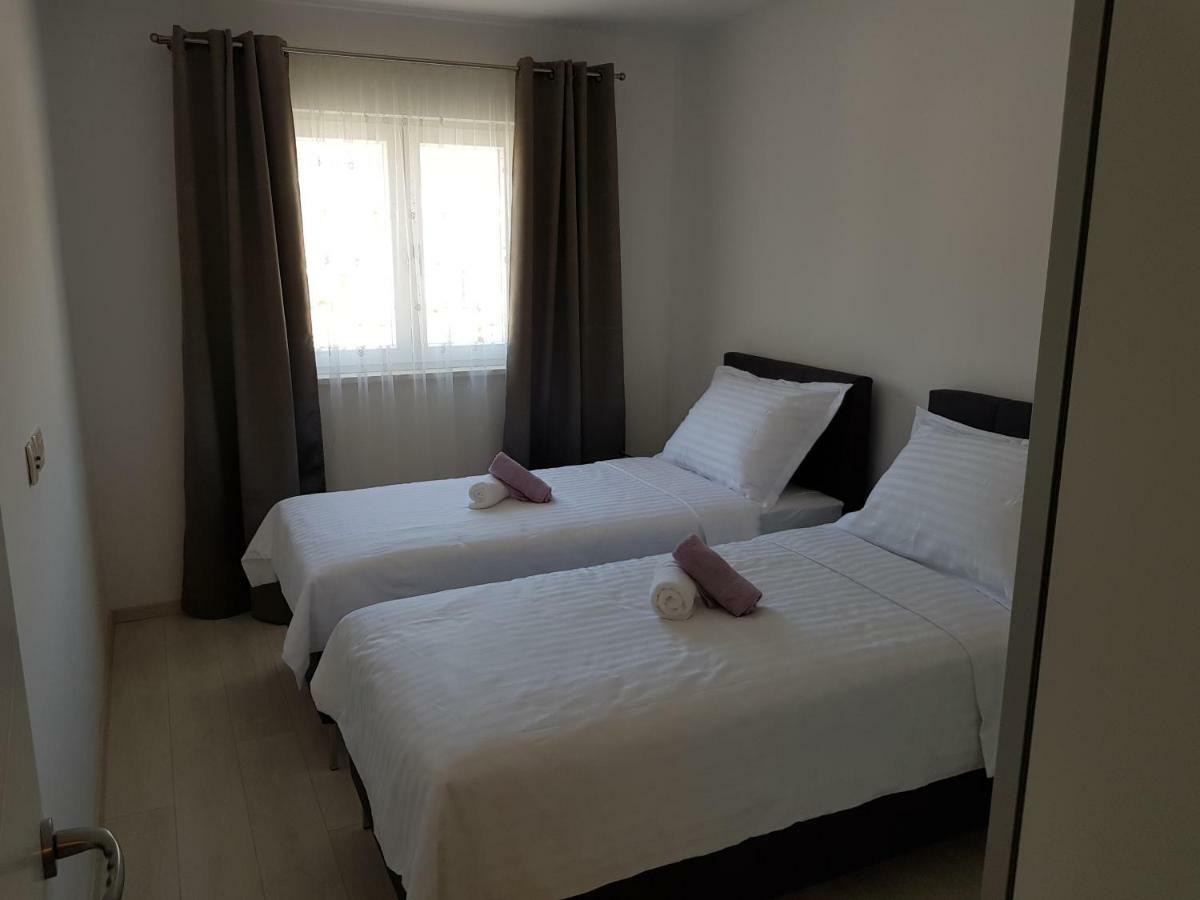 Apartmani Marella Donji Seget Esterno foto