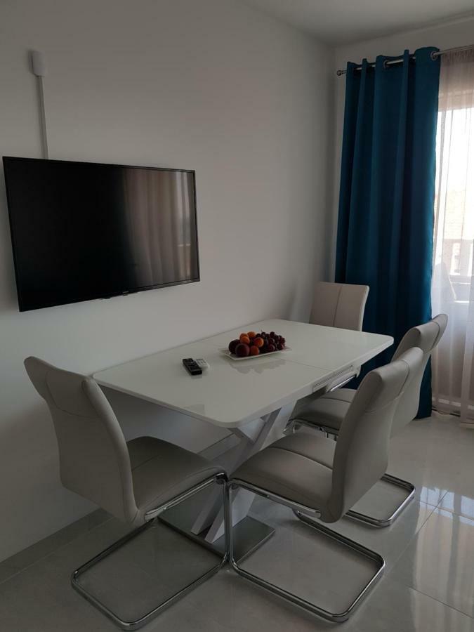 Apartmani Marella Donji Seget Esterno foto
