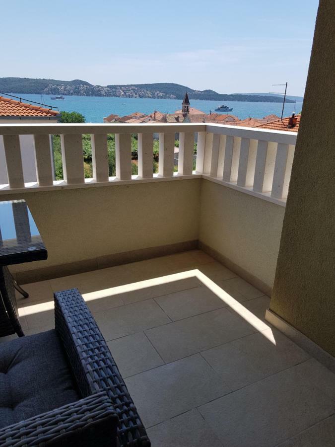 Apartmani Marella Donji Seget Esterno foto
