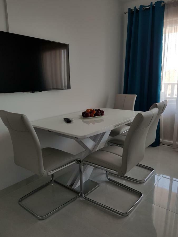 Apartmani Marella Donji Seget Esterno foto